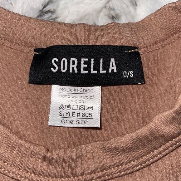 Sorella Boutique khaki ribbed tank top - Picture 3 of 4